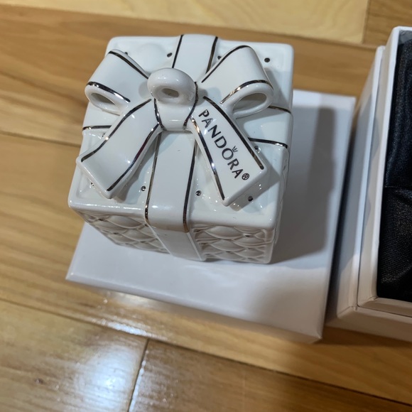 Pandora gift box - Picture 2 of 7